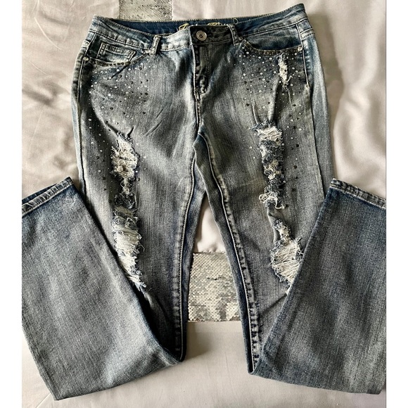 Distressed Rhinestones Stretch Wash Denim Jeans 13 - Picture 3 of 5